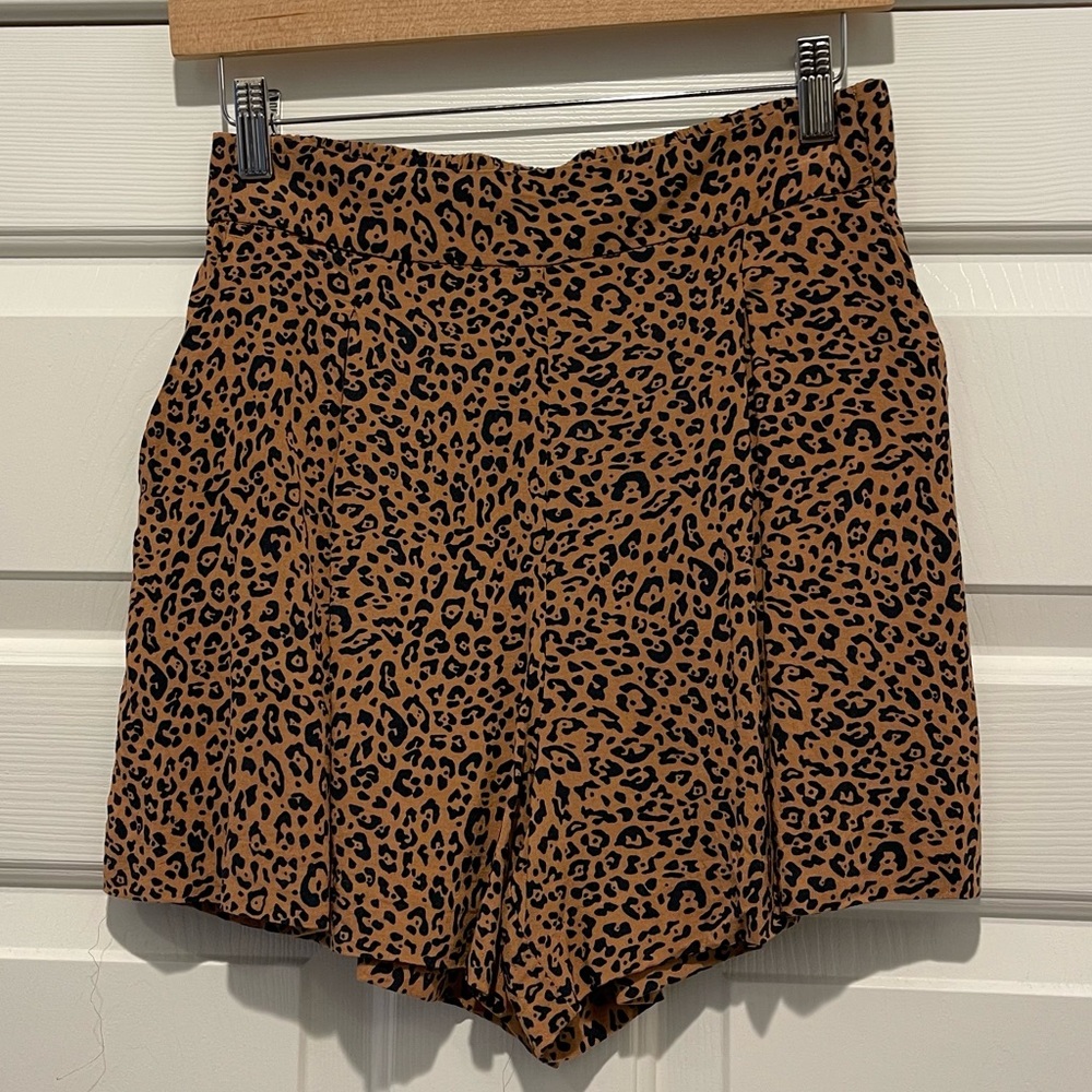 Leopard print H&M dressy shorts